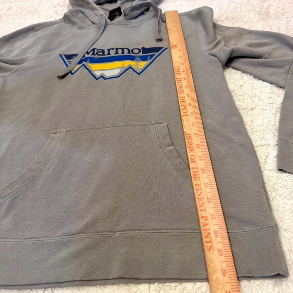 Grey Marmot hoodie with a retro vibe size medium outdoor hiking casual - Picture 3 of 8
